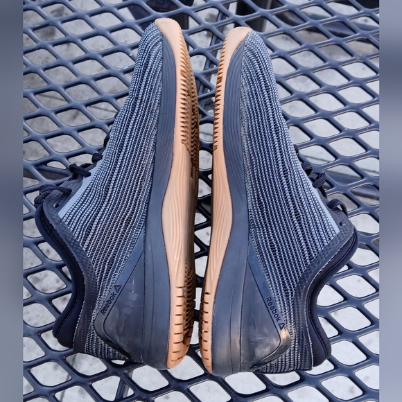 Reebok Nano Black and Gray Training Sneakers Size 6 - Picture 3 of 5